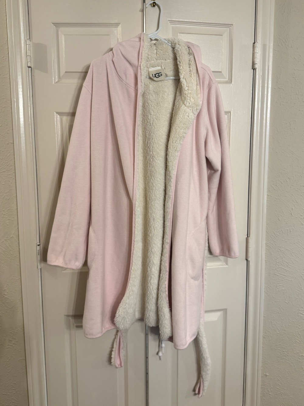 UGG Soft Pink Exterior with Cream Sherpa Lined Robe Jacket